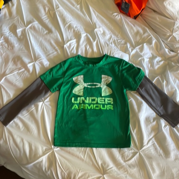 Under Armour Other - Kids UA Long Sleeve size 5